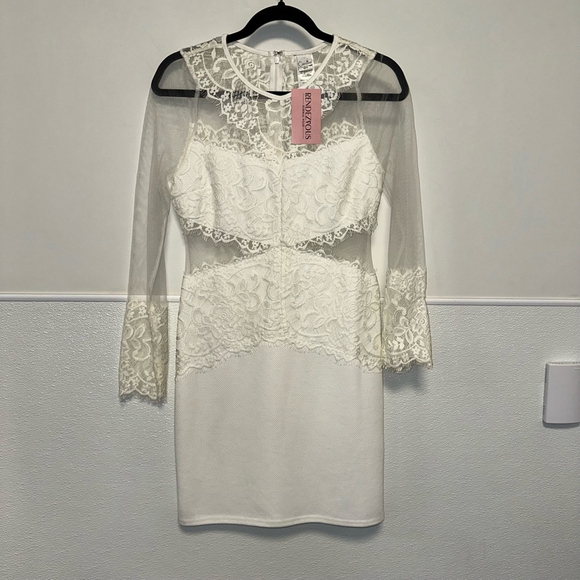 Carolina Dresses & Skirts - NWT NEW Wedding Women Carolina Dress, Size L, White lace short long sleeve party